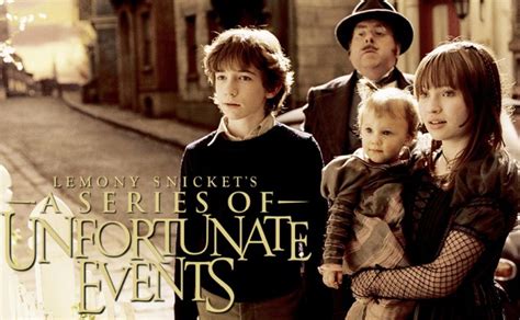  Lemony Snicket’s A Series of Unfortunate Events: โศกนาฏกรรมสุดแสนโชคร้ายของตระกูลบอดเลอร์!